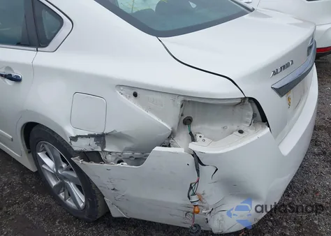 2015 Nissan Altima 2.5 Sl from USA, damaged, VIN 1N4AL3APXFN345577